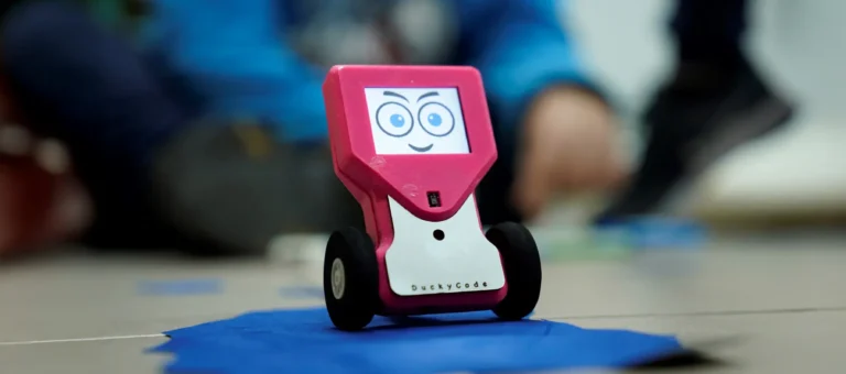 Ρομπότ Χωρίς Οθόνες: Στον Κόσμο των Ζώων και του Περιβάλλοντος